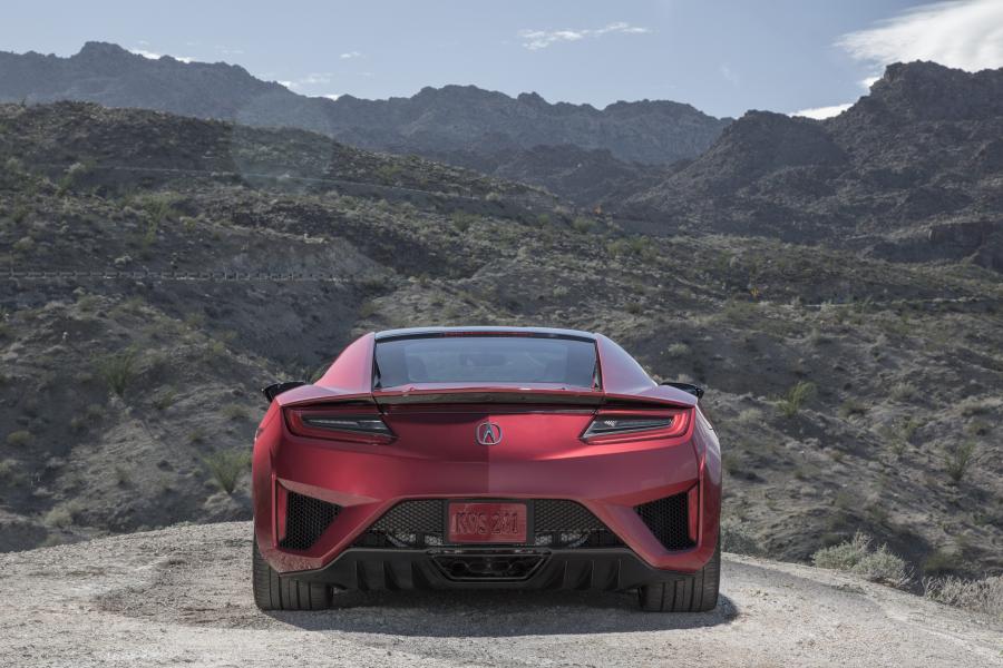  Acura NSX 2016 года  (NA) (фото 66 из 286)